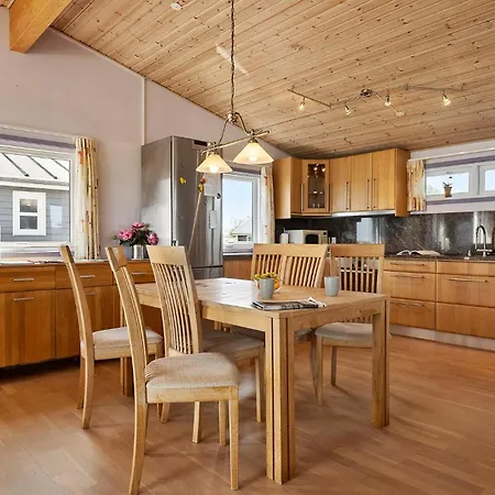 Amazing In Ferienhaus