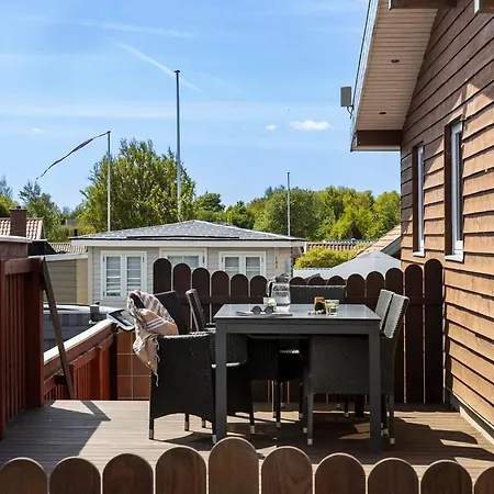 Ferienhaus Amazing In *